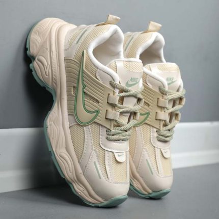 کتونی دخترانه نایک وین استار کرم زیره سبز